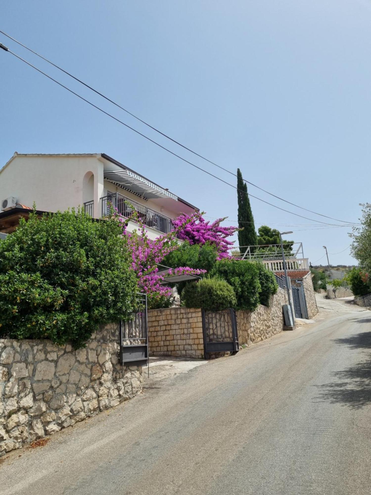 Apartmani Anna Trogir Bagian luar foto