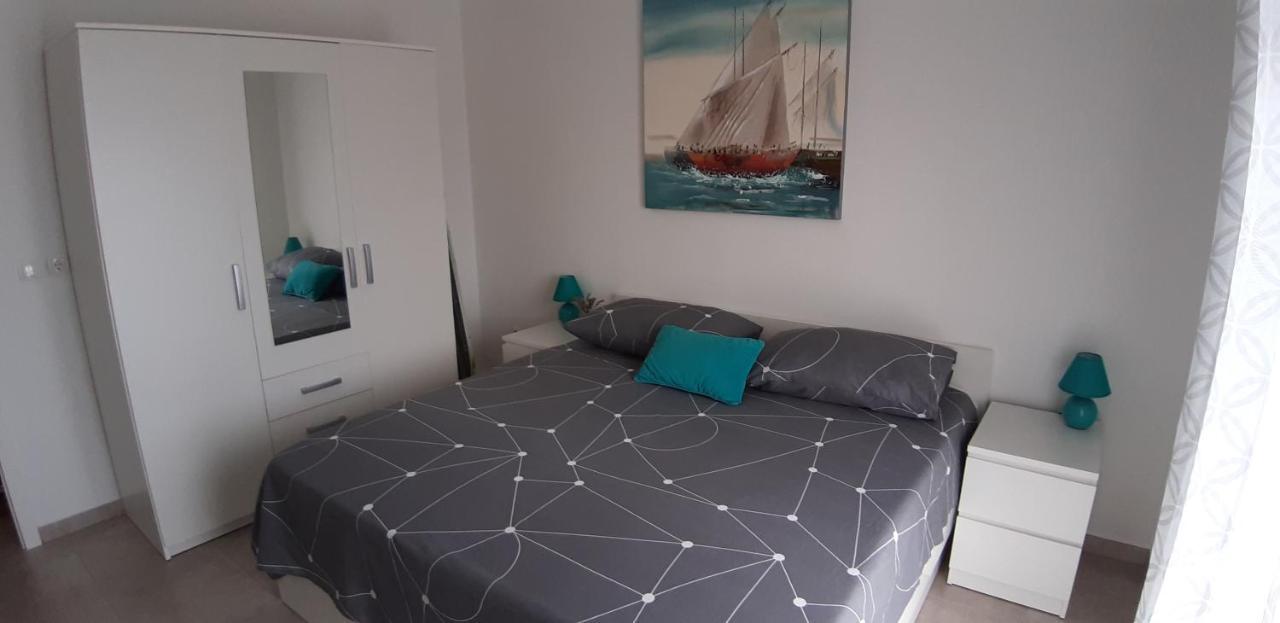 Apartmani Anna Trogir Bagian luar foto